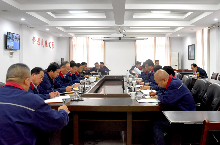 中心组.jpg 中心组.jpg